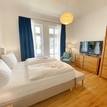 Villa Jenny - Ferienappartement 1 Mit Meerblick Sassnitz Zewnętrze zdjęcie
